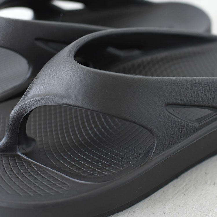 OOFOS(ウーフォス)/リカバリーサンダル