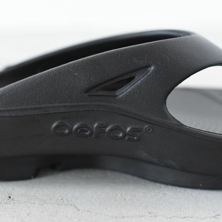 OOFOS(ウーフォス)/リカバリーサンダル