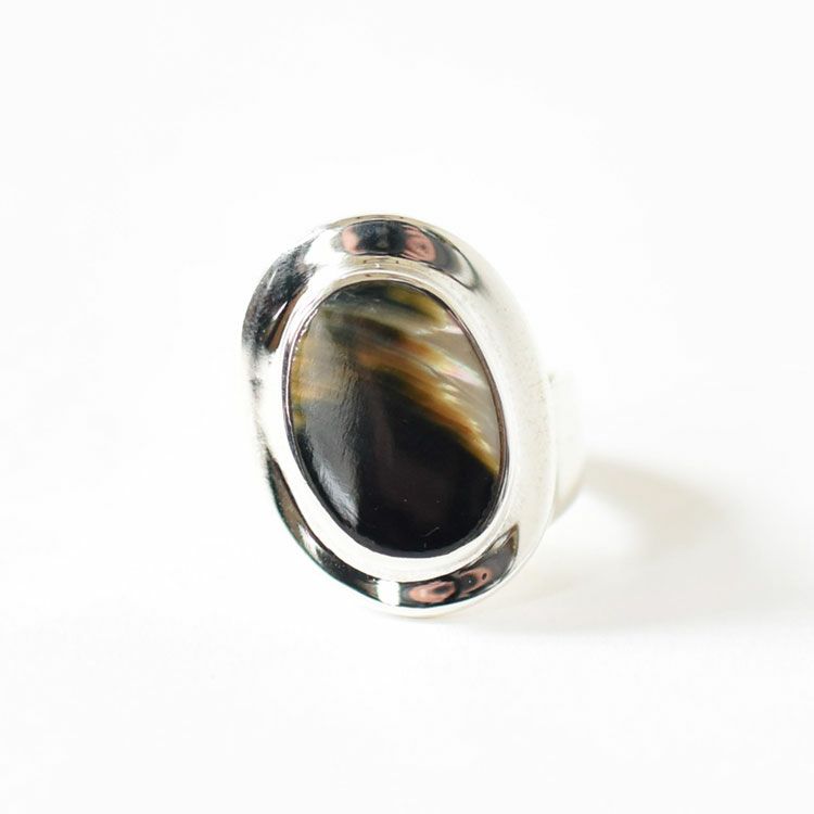 Amulet Ring with Black Shell/XOLO JEWELRY(ショロジュエリー) | BINGOYA