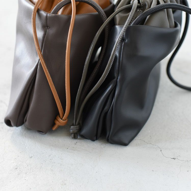 STEP DRAWSTRING SHOULDER BAG ステップドローストリングショルダーバッグ