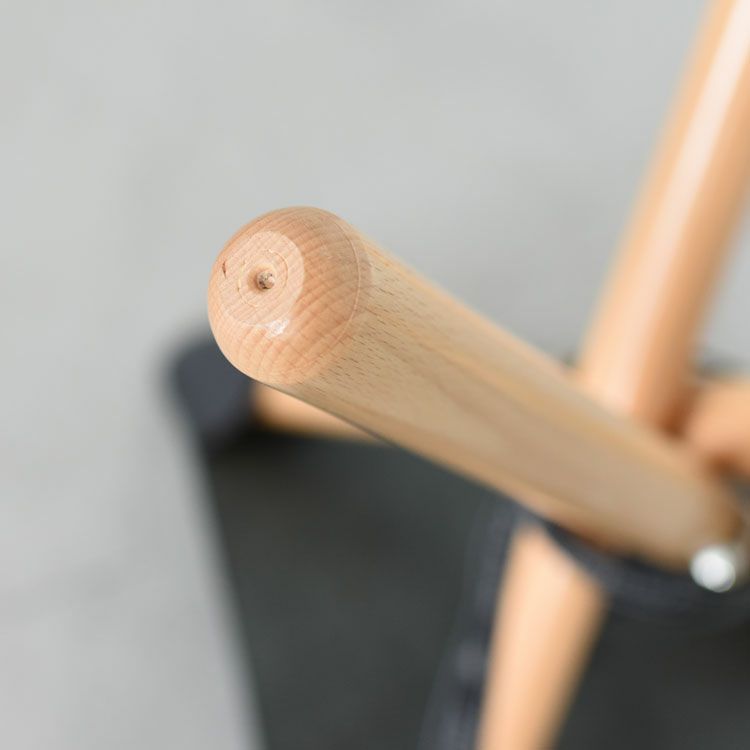 TAKIBI leather stool タキビレザースツール