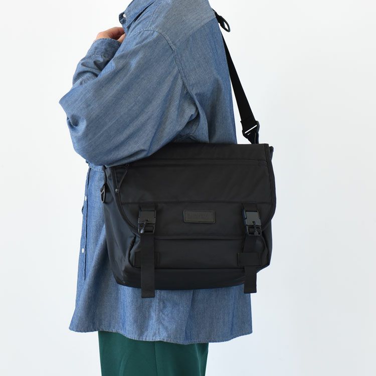 MEDIUM MESSENGER BAG ミディアムメッセンジャーバッグ