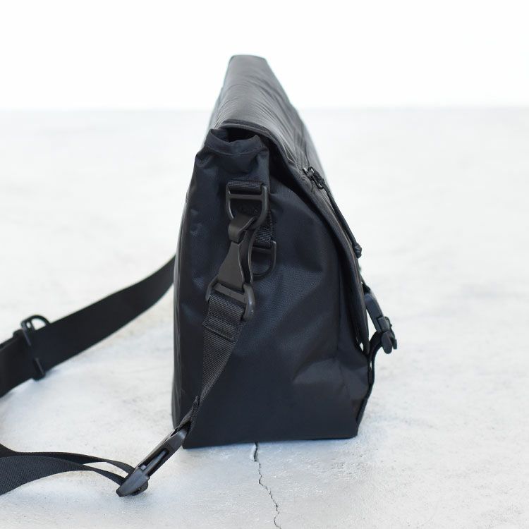 MEDIUM MESSENGER BAG ミディアムメッセンジャーバッグ