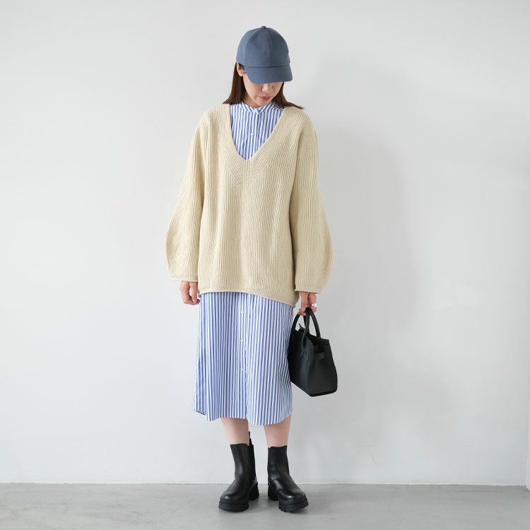 lambs wool ribbed-knit V neck sweater ラムウールリブニットVネックセーター