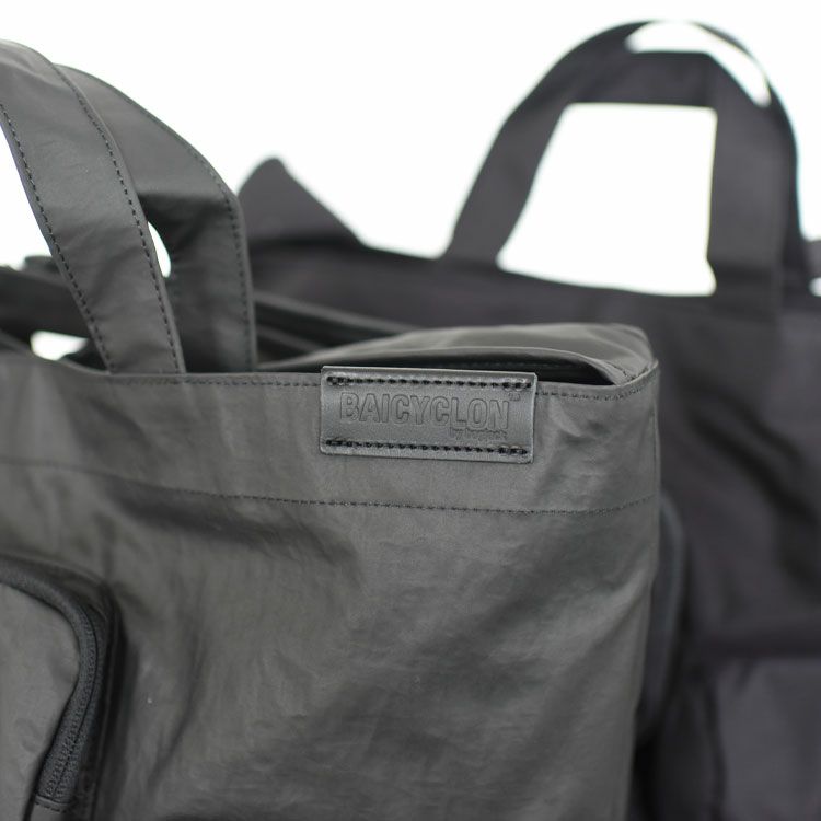 MULTI POCKETS 2WAY TOTE (MEDIUM)