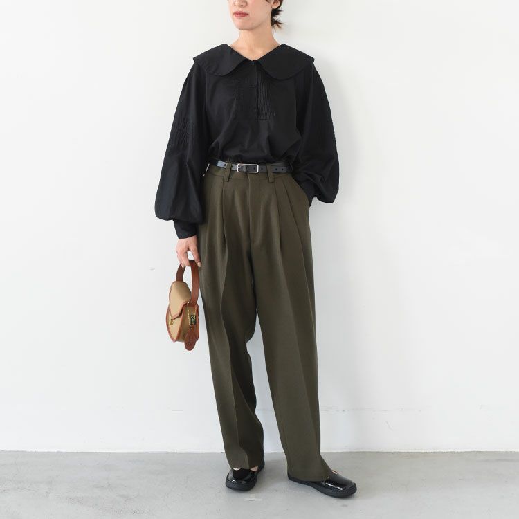 round collar volume blouse ラウンドカラーボリュームブラウス