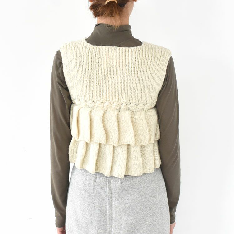 frill knit vest フリルニットベスト