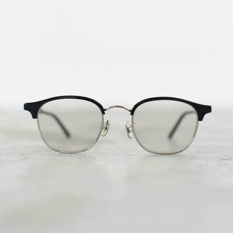 FUTURE フューチャー（調光レンズ）