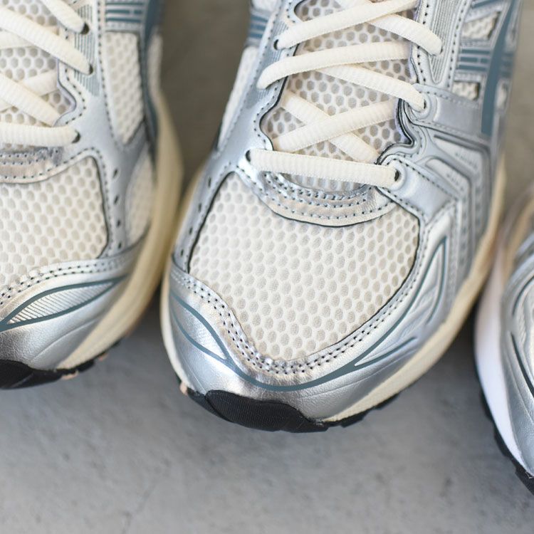 GEL-KAYANO 14 ゲルカヤノ14