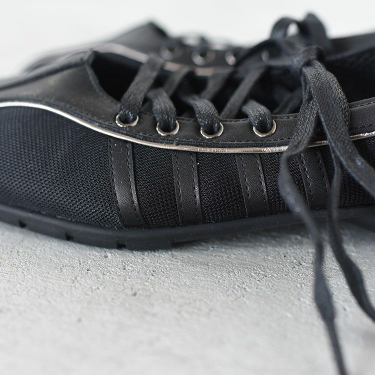 BLISS LACEUP SNEAKERS ブリスレースアップスニーカー