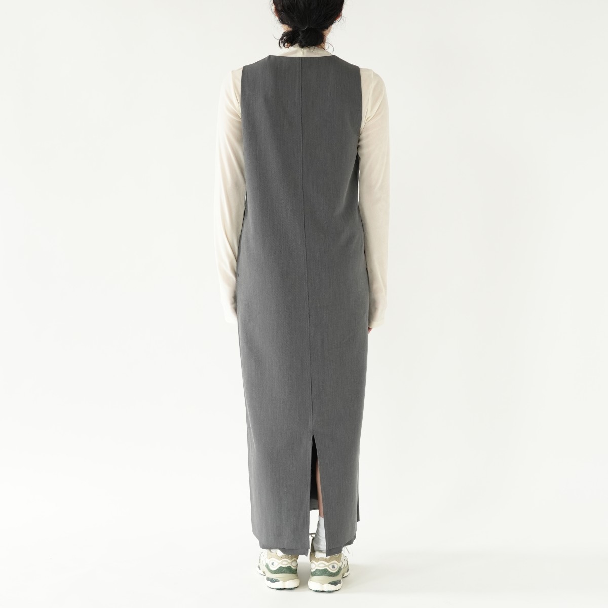 Cutoff Vneck Onepiece カットオフ Vネックワンピース/anuke 