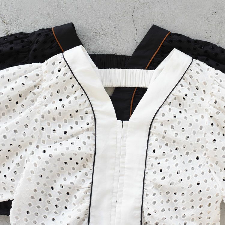 Volume Cutwork Blouse ボリュームカットワークブラウス