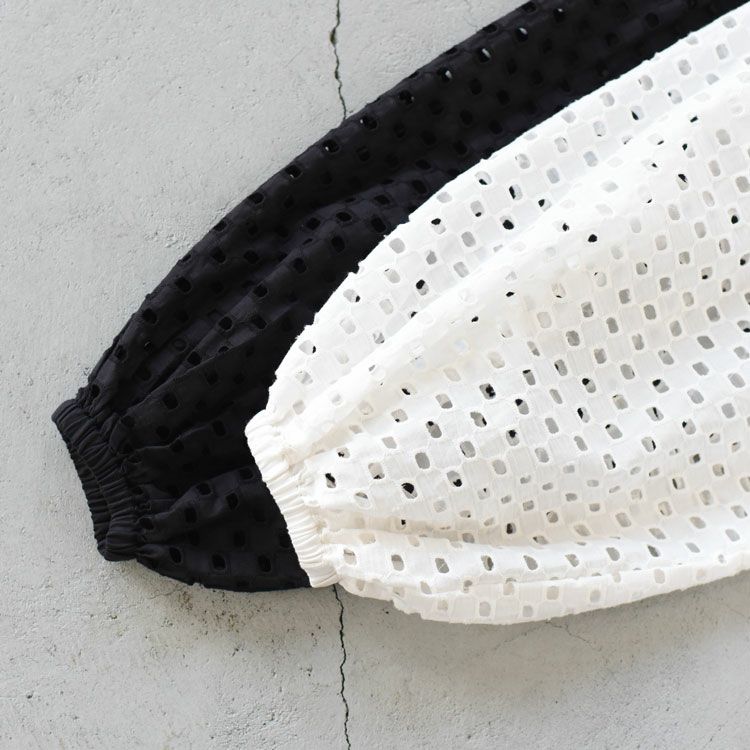 Volume Cutwork Blouse ボリュームカットワークブラウス