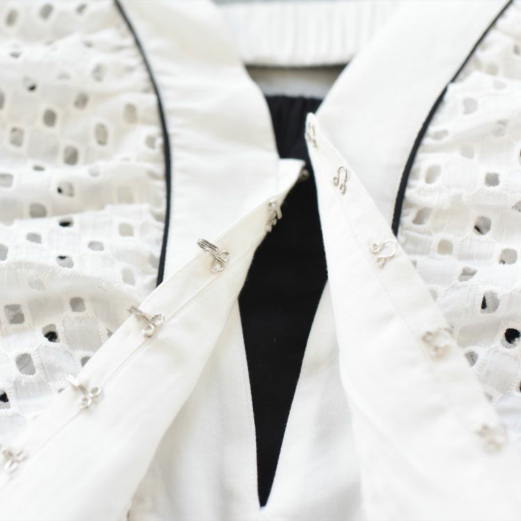 Volume Cutwork Blouse ボリュームカットワークブラウス