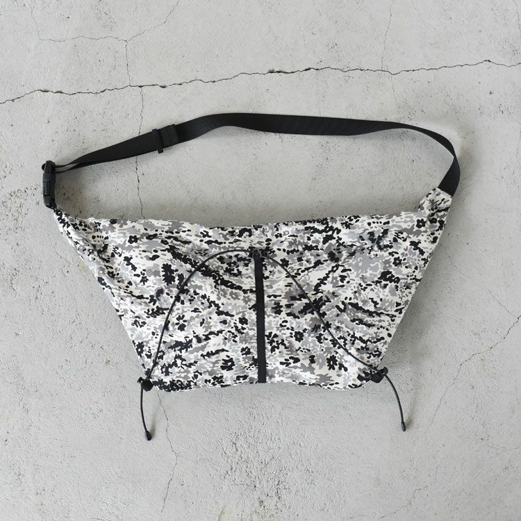 Flower Printed Field Wrap Bag フラワープリントフィールドラップバッグ