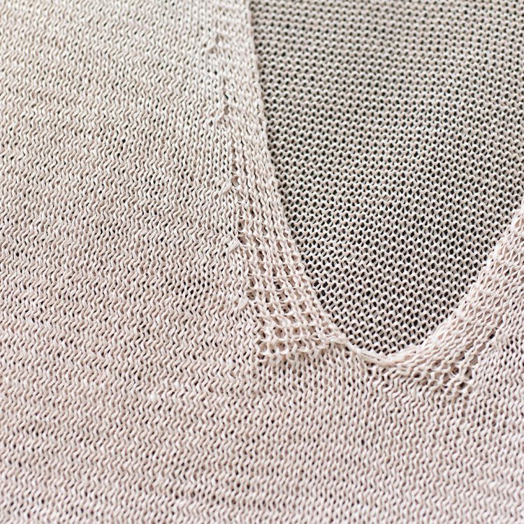 wide V neck vest ワイドVネックベスト