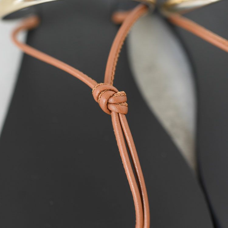 トングフラットサンダル