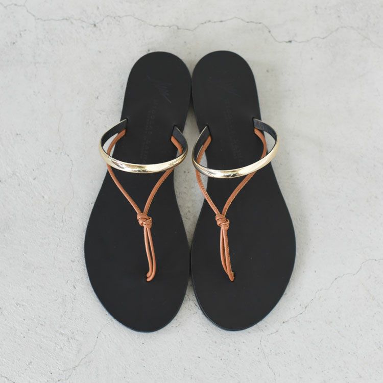 トングフラットサンダル