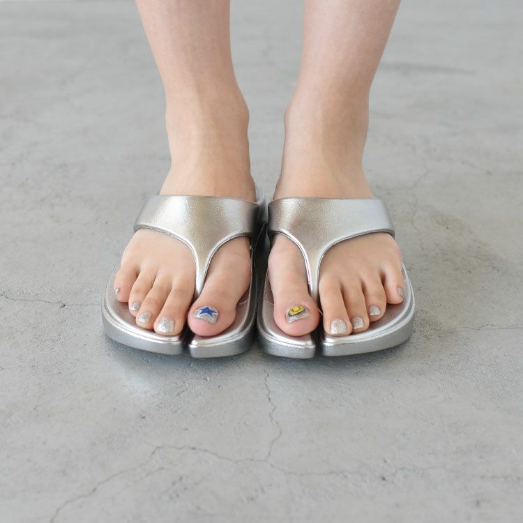 PAES-FLIP FLOP METAL タビサンダル メタリックコーティング