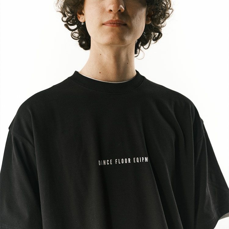 PRINTED GRAPHIC S/S TEE D.F.E プリンテッドグラフィックTシャツD.F.E