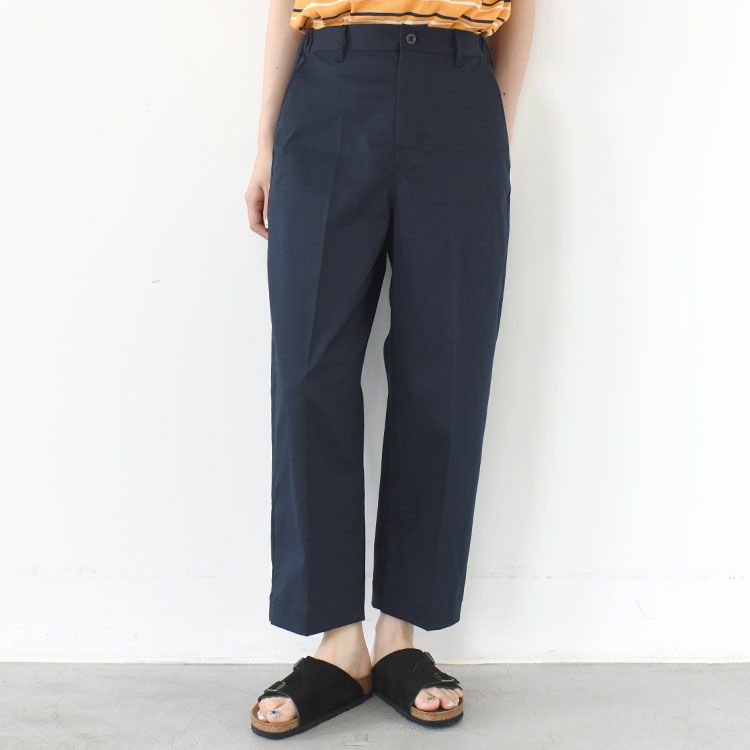 chino pants チノパンツ