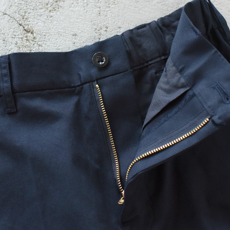 chino pants チノパンツ