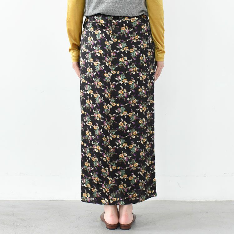 FLOWER BOUQUET PRINTED SATIN SKIRT フラワーブーケプリントサテンスカート