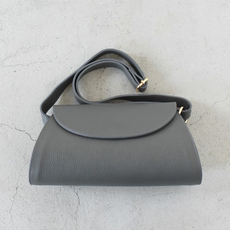 スクエアショルダーバッグ