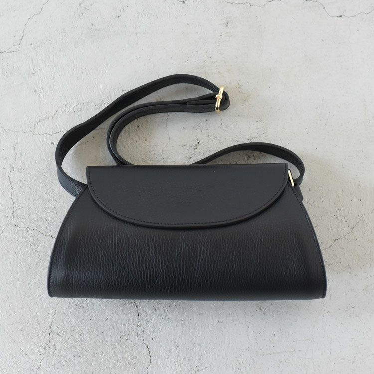 スクエアショルダーバッグ