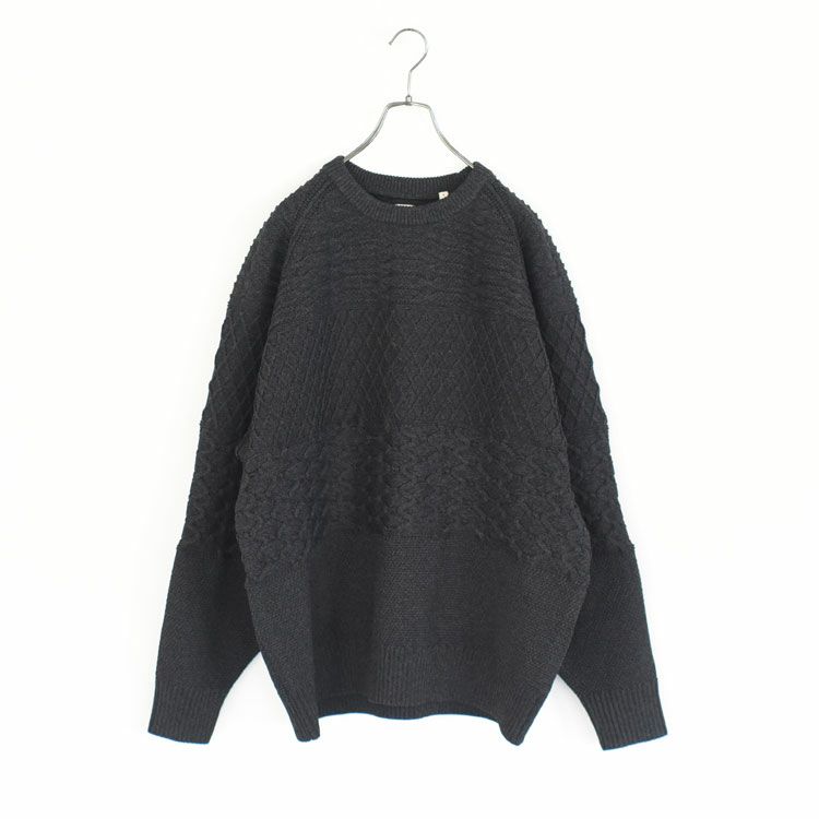 Crew Neck Sweater クルーネックセーター