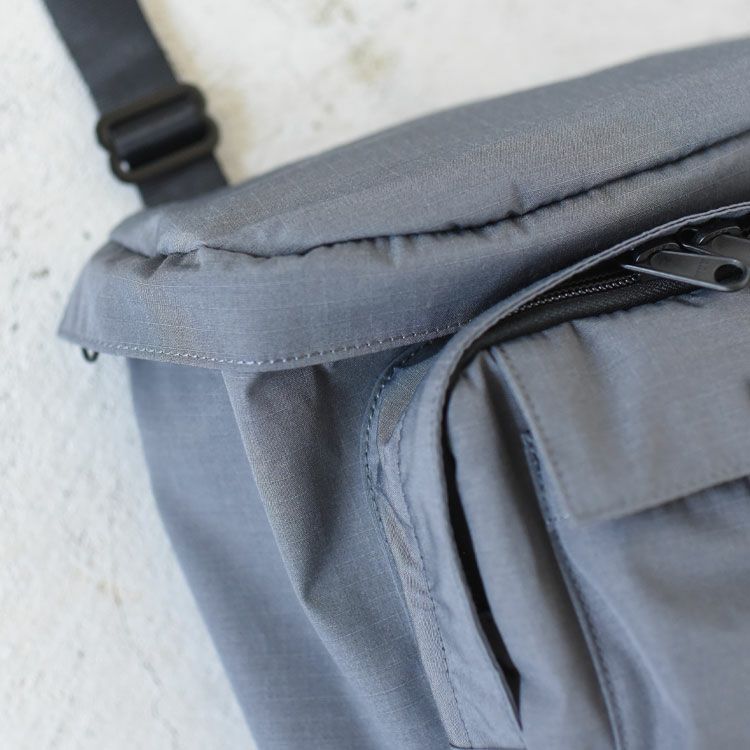Mountain Wind Shoulder Bag マウンテン ウィンドショルダーバッグ