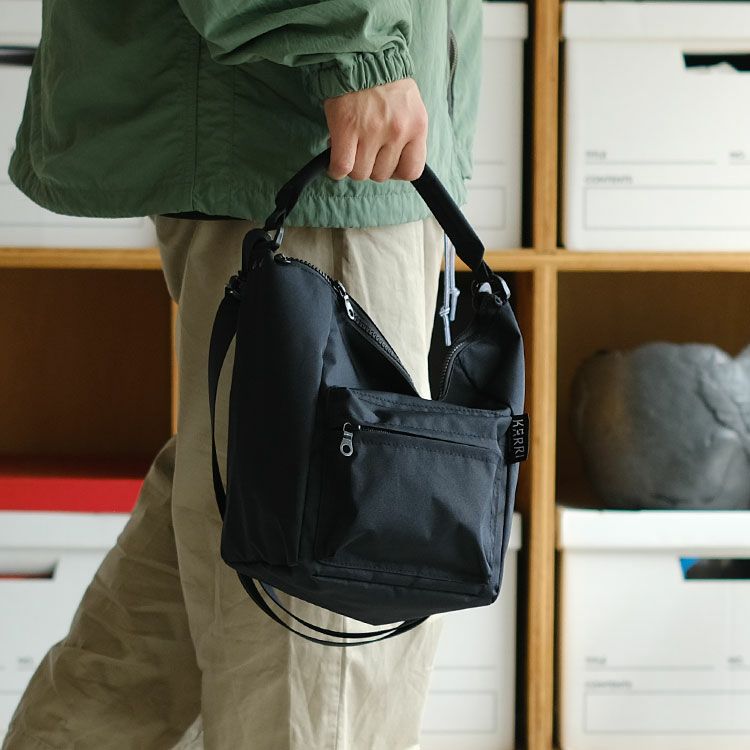 RECYCLED CORDURA POLYESTER 2WAY SHOULDER(S) リサイクルコーデュラポリエステル ショルダーバッグ Sサイズ