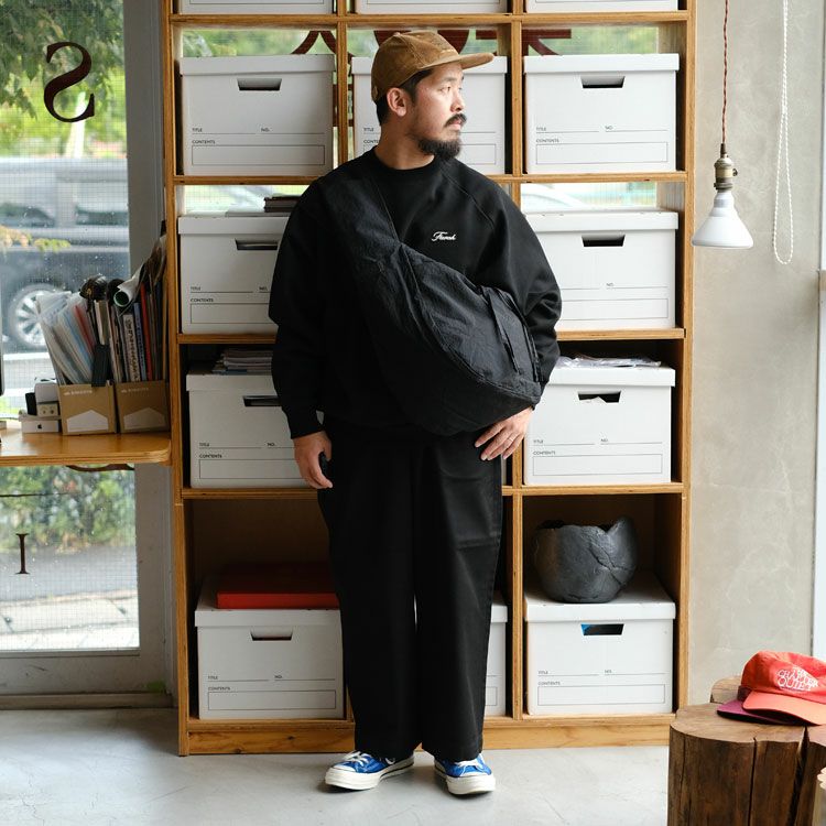 BIG SHOULDER BAG