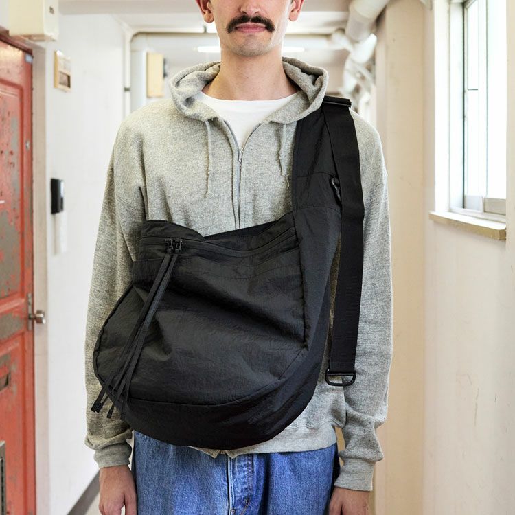 BIG SHOULDER BAG