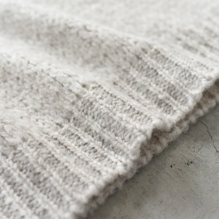 HUGO クルーネックニット