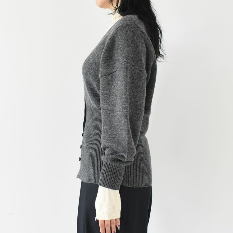 SWITCH SLEEVE V NECK CARDIGAN スイッチスリーブ Vネック カーディガン