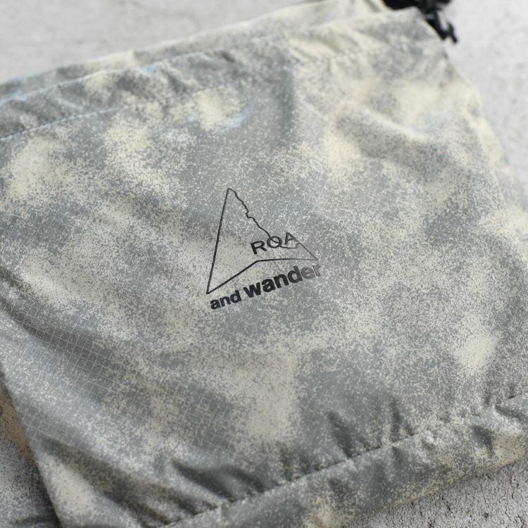 ROA x and wander sil printed sacoche  シルプリンテッドサコッシュ