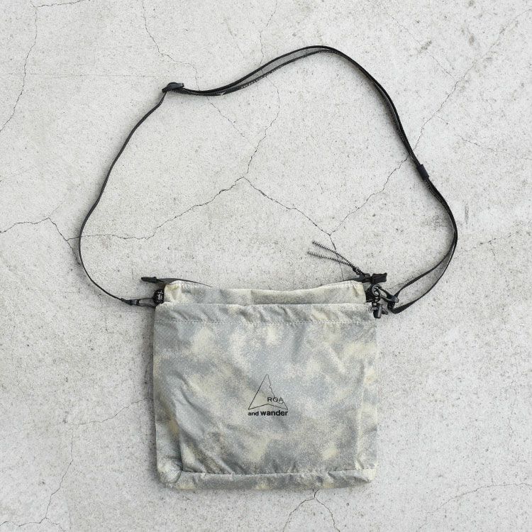 ROA x and wander sil printed sacoche  シルプリンテッドサコッシュ