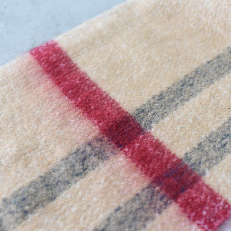 ISLA TARTAN BOUCLE SCARF アイラ タータンブークレ マフラー