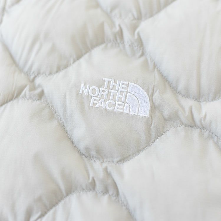 FREE RUN INSULATED JACKET フリーランインサレーテッドジャケット（ユニセックス）