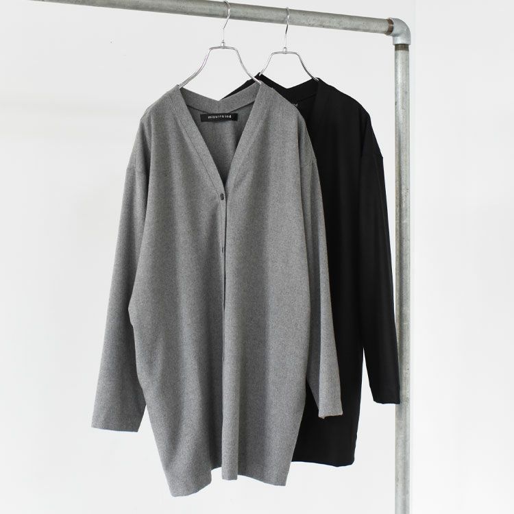V neck cardigan Vネックカーディガン