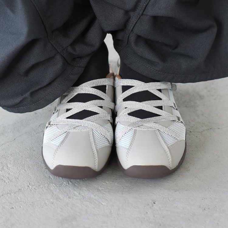 ZANE X-STRAP SNEAKERS ゼイン Xストラップスニーカー