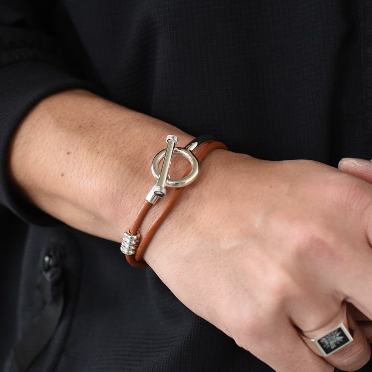 Toggle Double Leather Bracelet